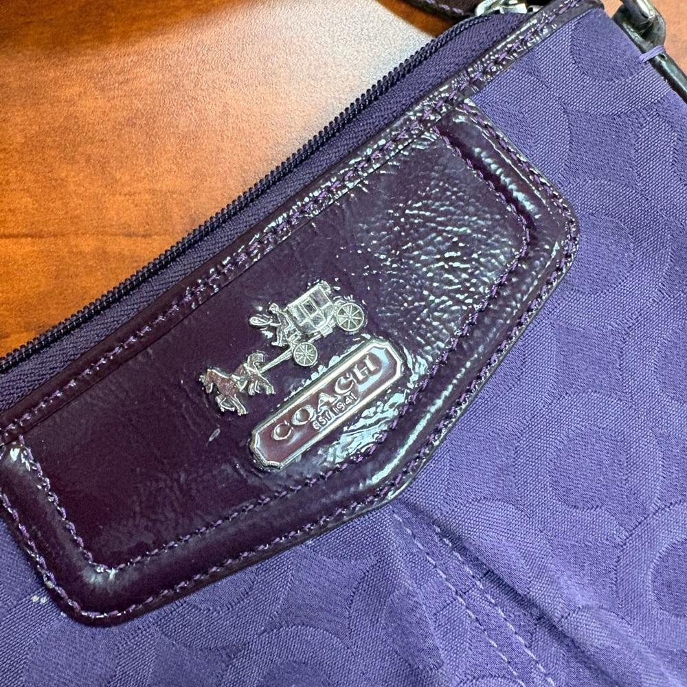 Coach Purple Signature Messenger with Ivory Strap - Picture 3 of 7